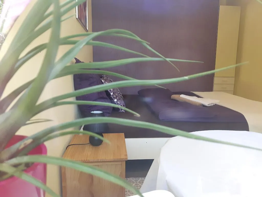 Slowicza Guest House Warsaw
